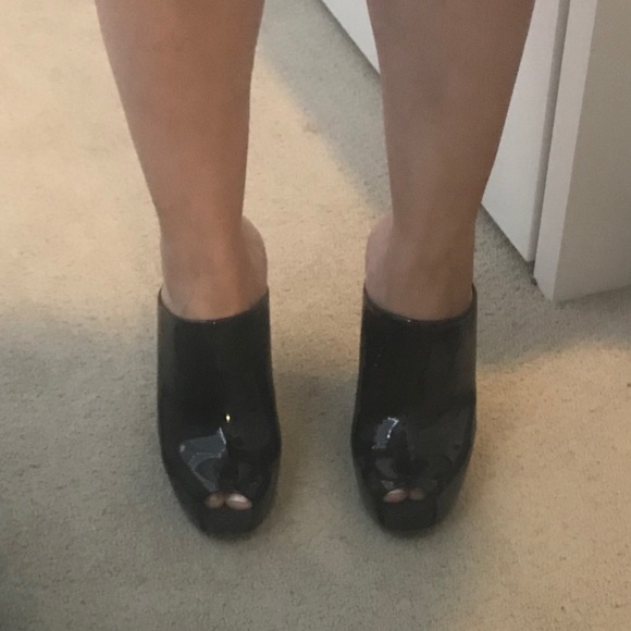 Stuart Weitzman platform slides - Picture 6 of 8